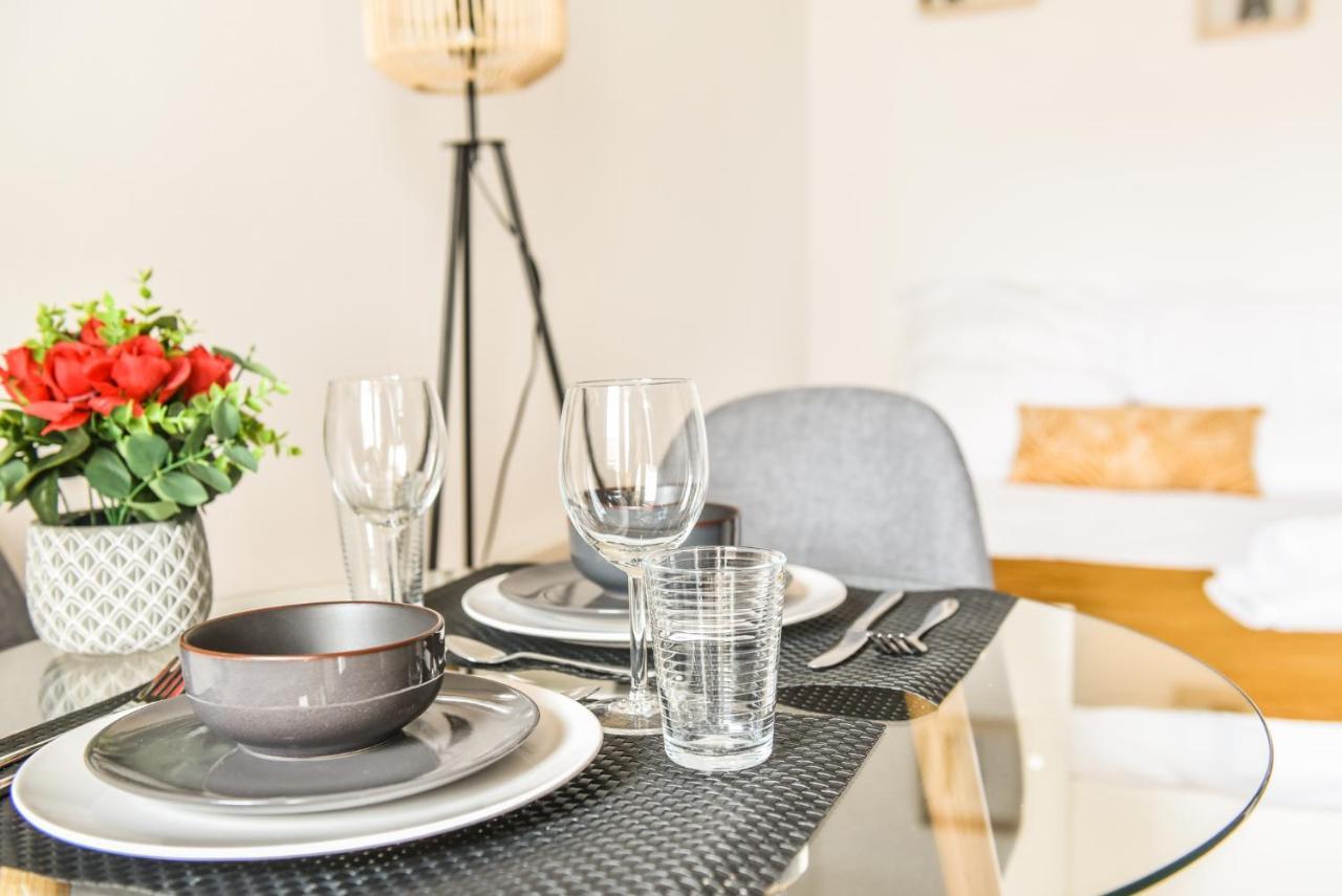 Lumineux - L'Authentique - Centre Apartment อาเกอโน ภายนอก รูปภาพ